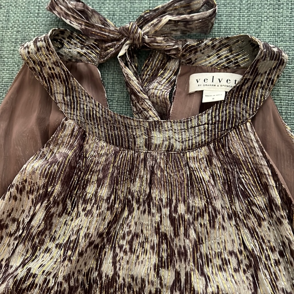 Velvet by Graham and Spencer sleeveless dressy top.